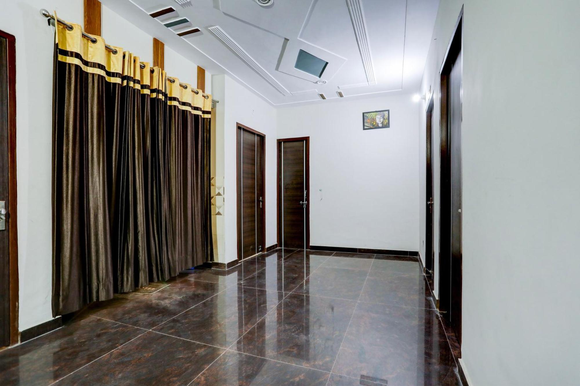 Hotel O Grand Epic Inn โนอิดา ภายนอก รูปภาพ