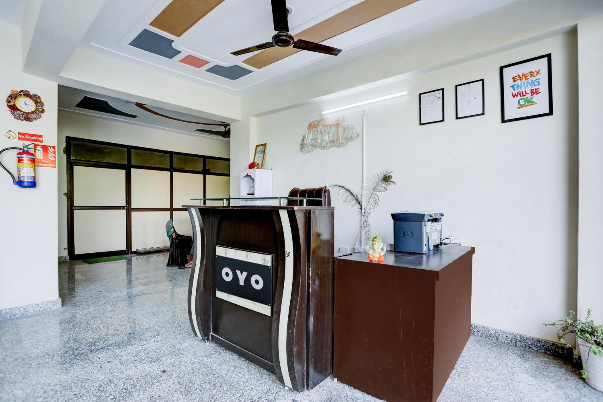 Hotel O Grand Epic Inn โนอิดา ภายนอก รูปภาพ